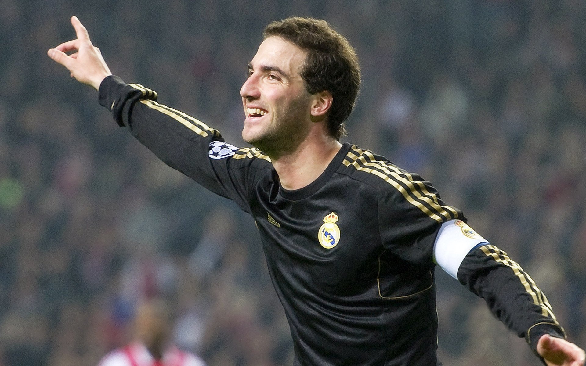 kaiyun登录入口-《电竞行业招聘火热：岗位增多职业路径多样化》，电竞招人