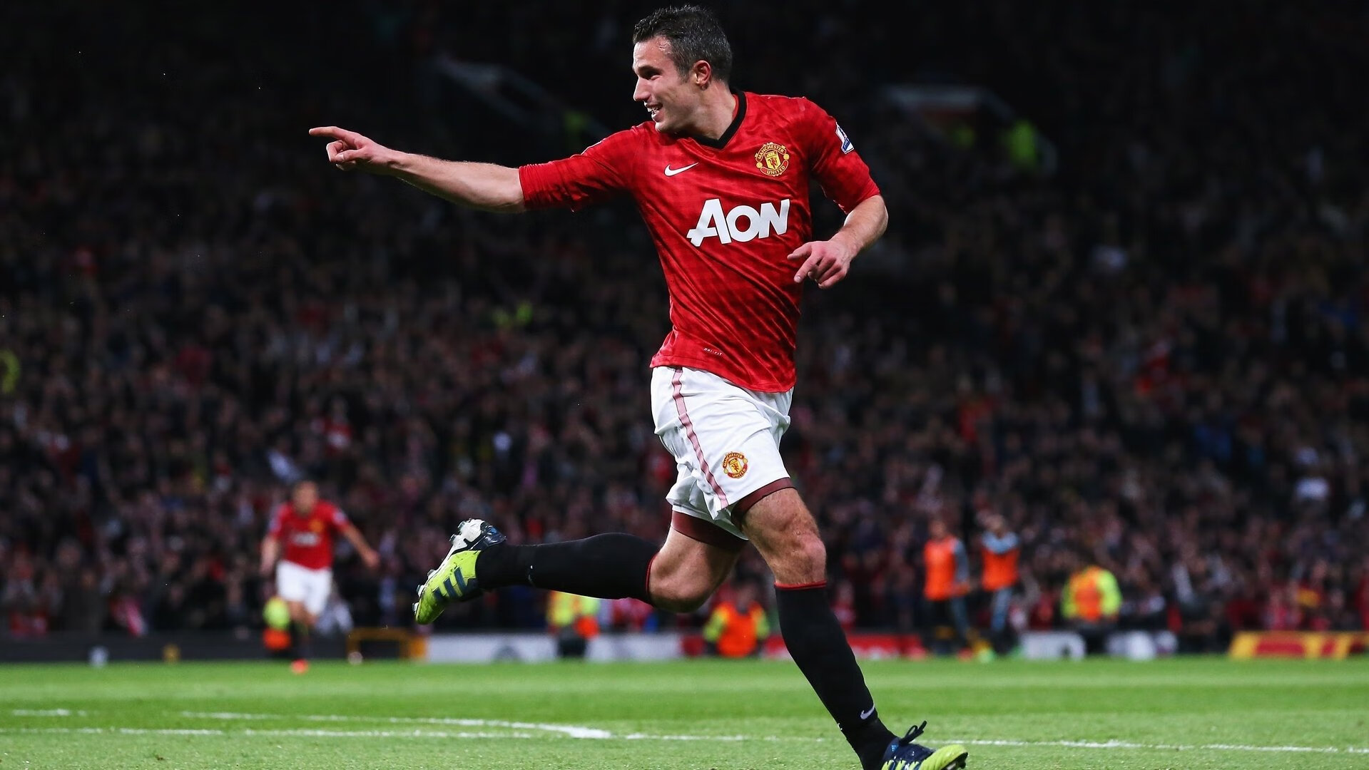 电竞选手的训练日常:高强度训练与心理调节,电竞选手的训练内容